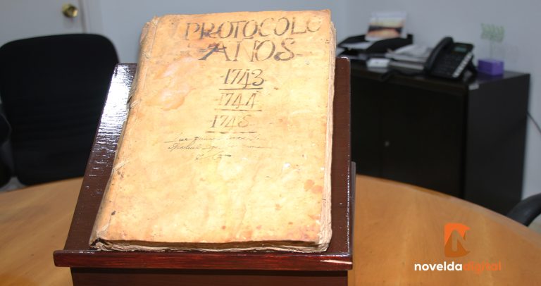 El Ayuntamiento consigue un Libro de Protocolo Notarial en Novelda del siglo XVIII