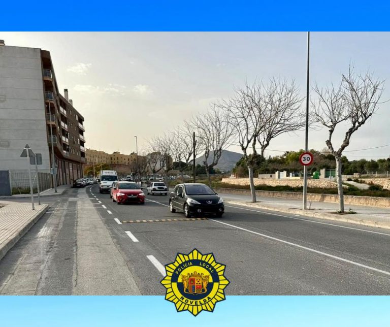Hasta 500 euros de multa por saltarse badenes de tráfico en Novelda