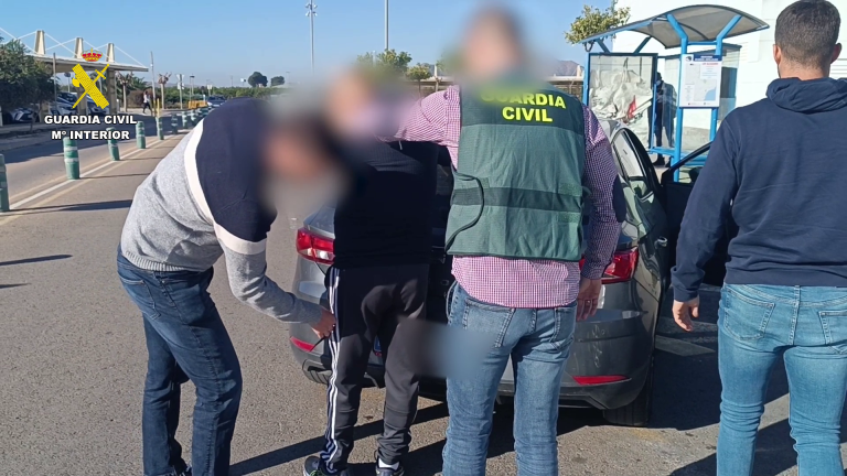 La Guardia Civil de Novelda detiene al presunto autor de 14 robos en viviendas de Alicante, Albacete y Castellón