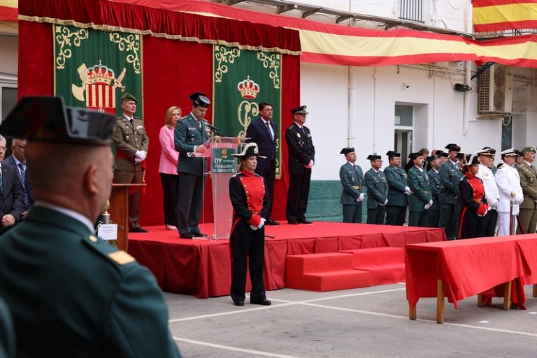 La Guardia Civil homenajea a sus veteranos durante el 179 aniversario de la Fundación