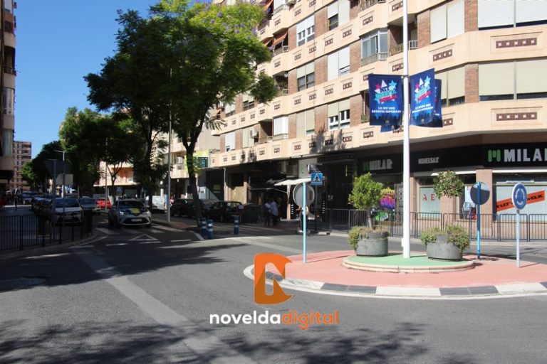 Cortes de calles y restricciones de aparcamiento en Novelda durante la Nit Oberta