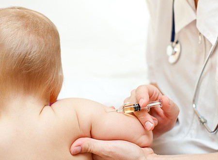 Sanidad inicia la inmunización contra el Virus Respiratorio Sincitial a cerca de 36.000 menores el próximo día 1 de octubre