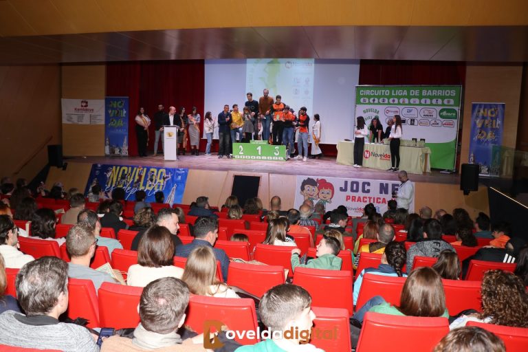 Deportes entrega los premios de La Liga de Barrios de Novelda 2023