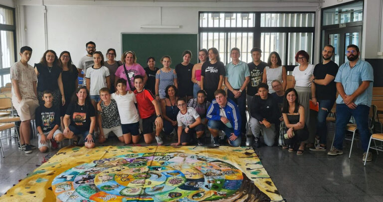 El Colectivo Obrim una finestra al món acompaña otra experiencia educativa reconocida con el XIII Premio Nacional de Educación para el Desarrollo ‘Vicente Ferrer’