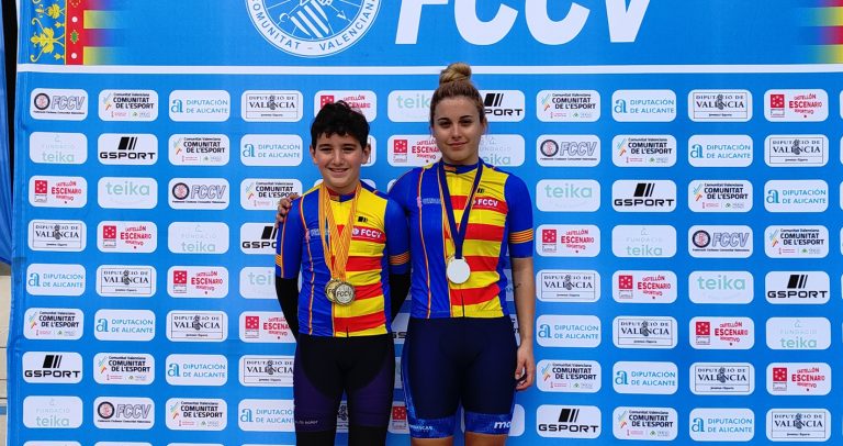 Leyre Toledo del Valverde Team y Vicente Sala de la Escuela Ciclista Novelda Campeones Autonómicos 