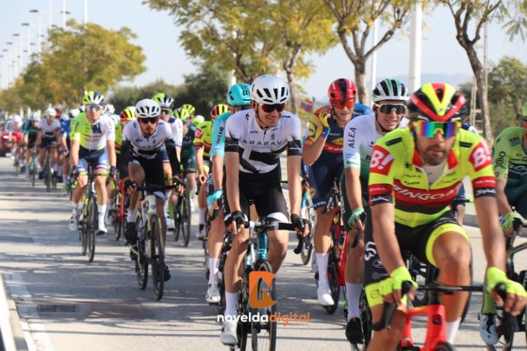 La 75 Volta Ciclista a la Comunitat Valenciana recorre Novelda en su tercera etapa