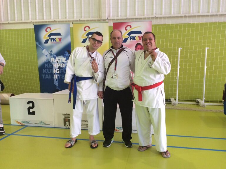 Jesús Lombardo vuelve a vencer en la Liga de Para-Karate