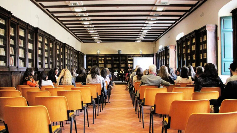 Educación publica el calendario de admisión y matrícula de Formación Profesional para el curso 2024-2025 en la Comunitat Valenciana