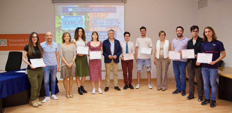 La UA entrega los XXIV Premios Jorge Juan de Matemáticas y los del XV Concurso de Microrrelatos Matemáticos
