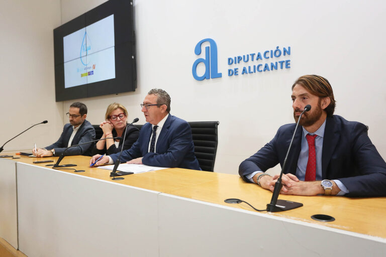 Un proyecto de digitalización del ciclo del agua liderado por la Diputación de Alicante traerá 8,2 millones de euros de los PERTE a los municipios de la provincia