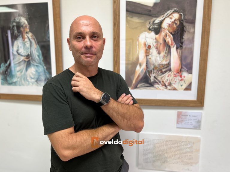 El Gómez Tortosa acoge la exposición «Trencadís, del retrato al paisaje» del alicantino Carlos García