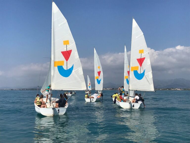 La Generalitat convoca la campaña ‘A la Mar 2025’ de actividades náuticas